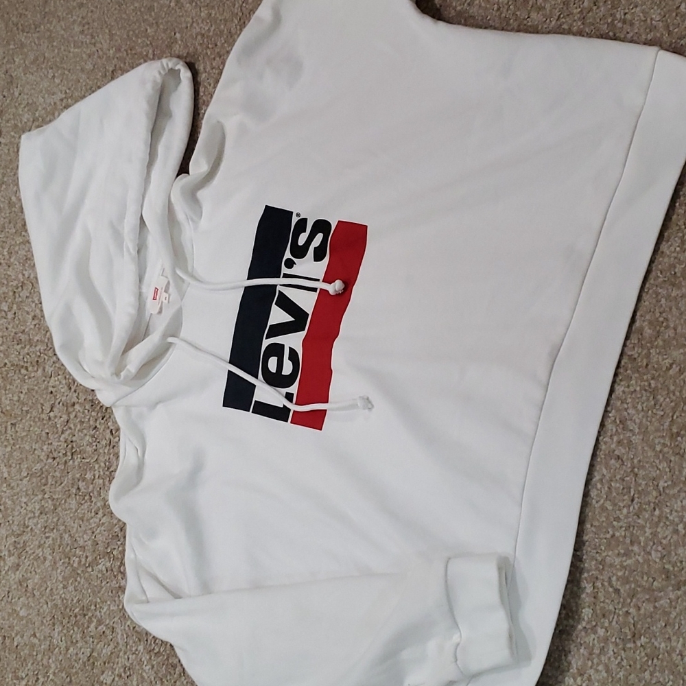 NWOT Levi's Cropped Hoodie